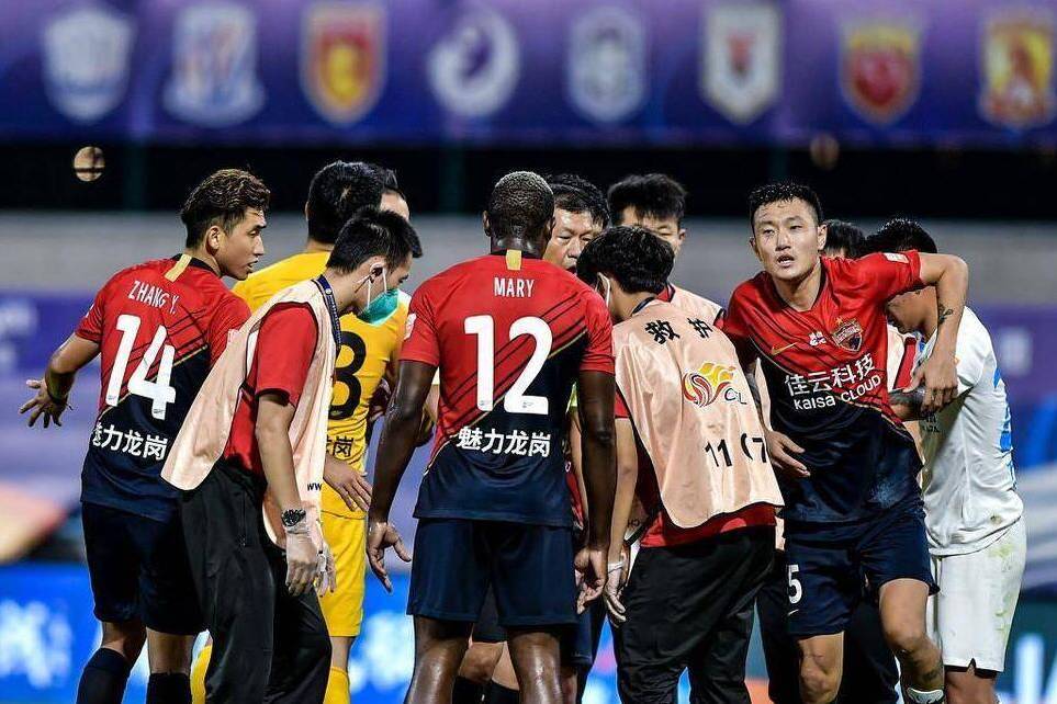 广州队主场获胜，取得胜利保持不败纪录