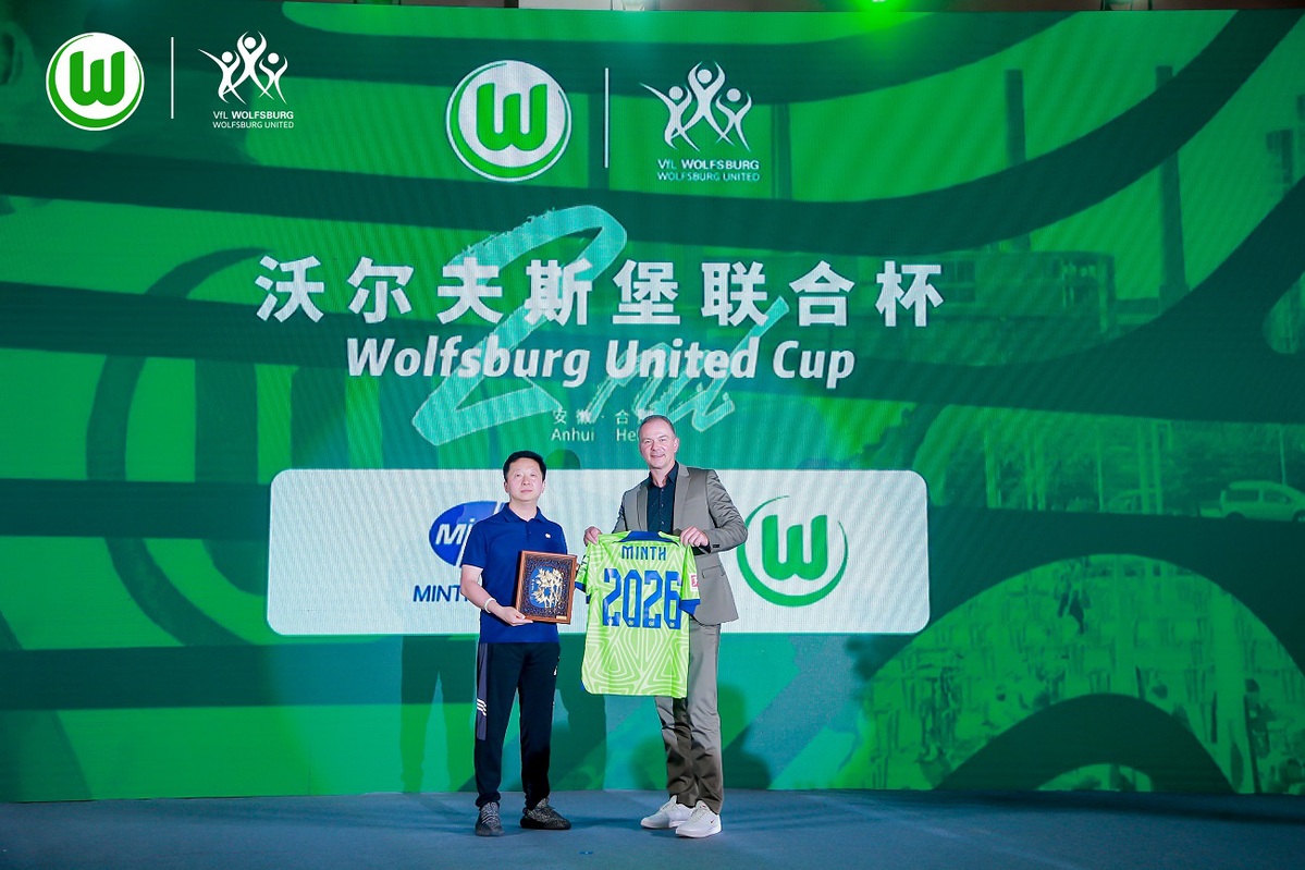 包含沃尔夫斯堡主场大捷，积分位置继续稳定的词条